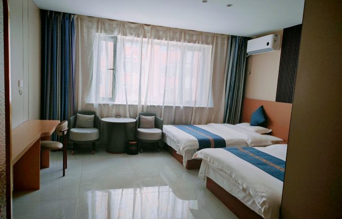Luobei Baoquanling Shangcheng Express Hotel