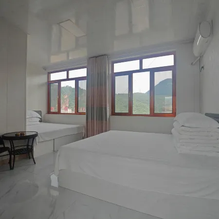 Xinglong Shuangmiao Hexi Farmhouse