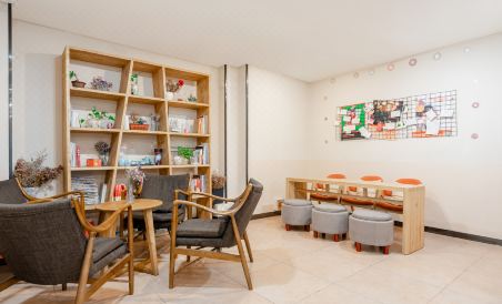 7 Days Premium (Xi'an Beimen Anyuanmen Metro Station) - Housity