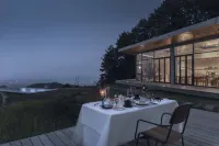 Stray Birds Hotel