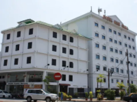 Fair Park Hotel Hotels near Perak Stadium