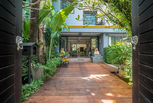 รูปภาพของกมลา บีชฟร้อนท์ อพาร์ทเม้นท์