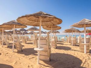 VH Eurostar Durres Hotel & Private Beach