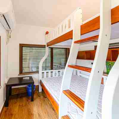 Qianzhiyuan Hot Spring Villa Rooms