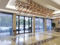 Yunduo Qingyu Hotel (Xingguo Railway Station Branch)