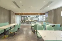 Homeinn Skyl'ne Yun Hotel (She County Huizhou Ancient City)