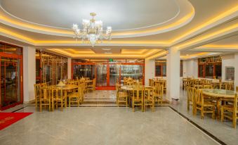 Luguhu Xunhu Mijing Chinese Inn