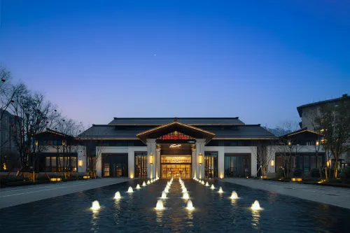 Hampton by Hilton Emeishan Scenic Area