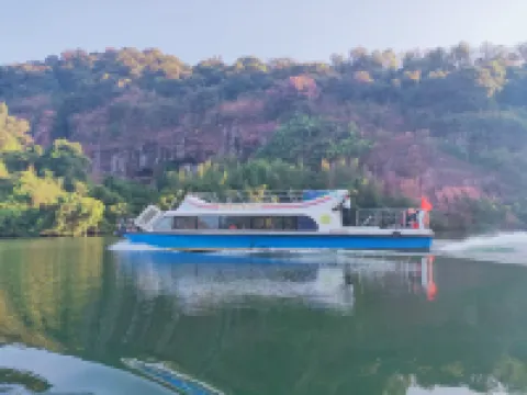 Yearning Inn (Danxia Mountain Scenic Spot)