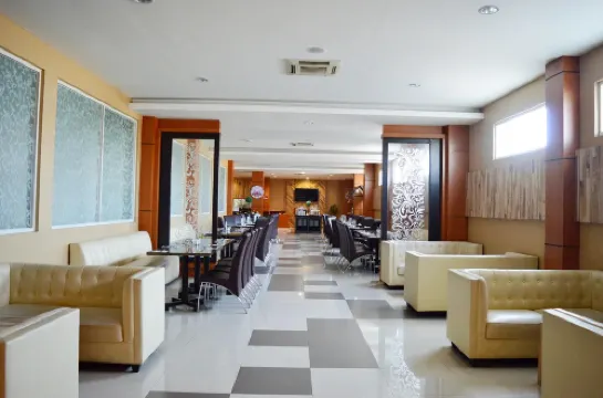 โรงแรม โฮริซอน โกตะ ลามา เซมารัง