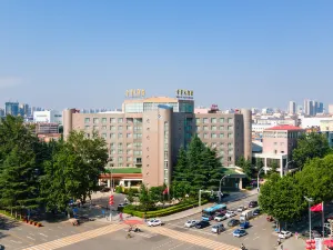 진니안 호텔