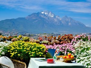 Lijiang is gone Snow Mountain View House