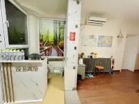 See Sea Youth Hostel (Qingdao May 4th Square Store)