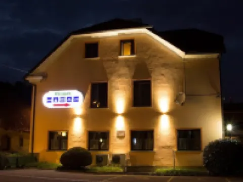 加爾尼酒店西爾曼 Ljubljana - Sentvid酒店
