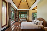 Xishuangbanna Menghai Cloudside Mountain Villa