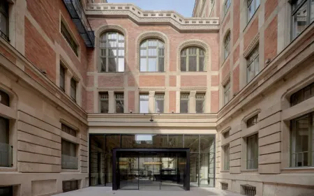 Kozmo Hotel Suites & Spa - Small Luxury Hotels of the World