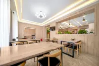 Superior Hotel (Mudanjiang Railway Station Department Store) - Breakfast