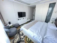Holiday Inn Xingang Hotels in Xianghuang-Banner