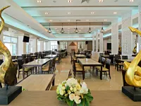 Green Lake Resort Hotels near San Phi Suea