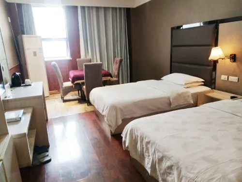 Jinlongjie Business Hotel ( Xiangyang Huopai Branch)