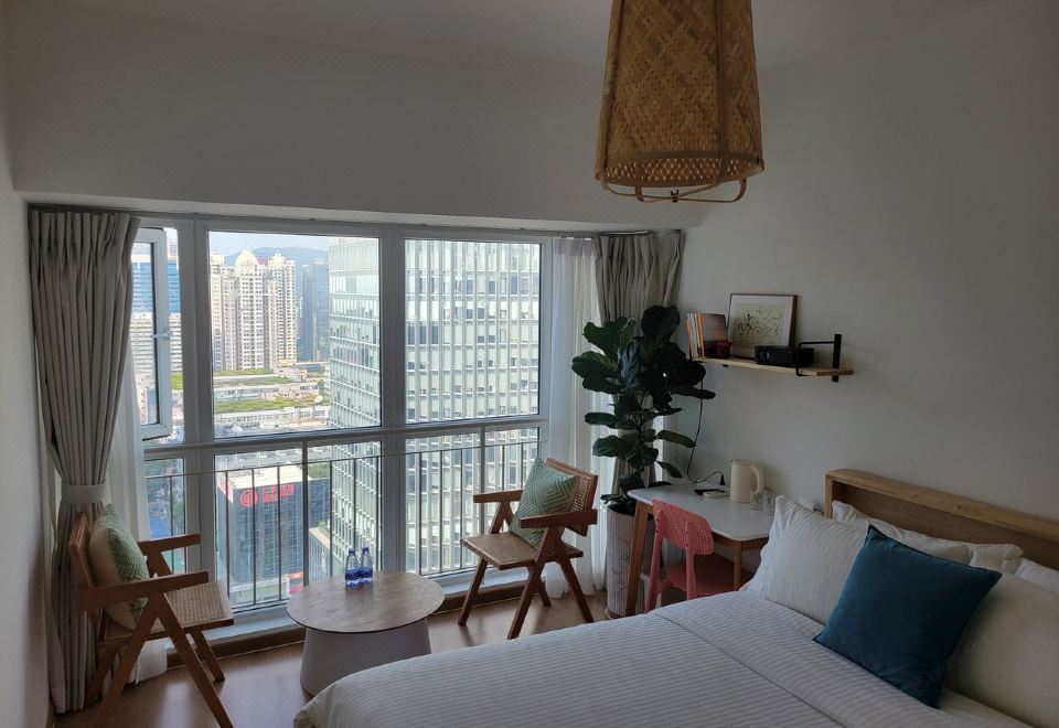 深圳洪爺莉莉公寓 - Housity
