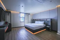 แอลแอนด์แอล ซิตี้ โฮเทล - 3 ดาว