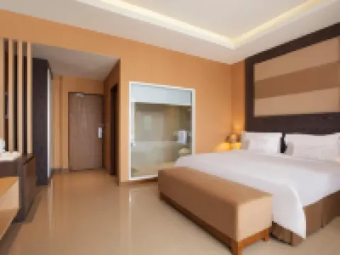 Lunara Home Living by Daphna Management (formerly Aveon Express Yogyakarta) Hotels in Umbulharjo