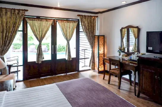 Seashell Resort Koh Tao Отели рядом с достопримечательностью «Sup Tao, Stand Up Paddle Boarding»