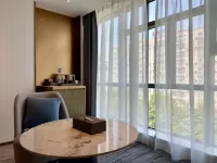 Ace Platinum Moon Hotel (Hanzhong East Street Guhantai Branch) - Romantic
