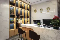 Jiaju Art Hotel (Qujing Railway Station Branch)