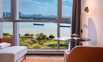 Atour S Hotel Ningbo Binjiang Olympic Sports Center