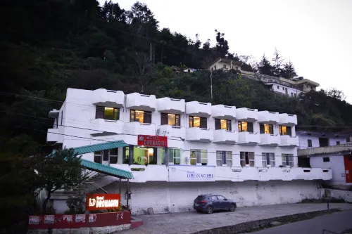 Hotel Dronagiri Hotels in Jyotirmath