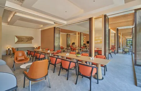 Hyatt Place Huangshan Train Station Отели рядом с достопримечательностью «Huizhou Cultural Park · Huashang Villa - Swimming Pool»