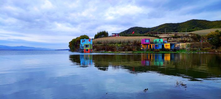 Meeting You Container Homestay Hotels in Jiaohe