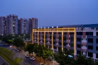 Yueliang Hongyun Hotel (Nanning Wuming ASEAN Development Zone Passenger Transport Station) Hôtels à proximité de : Guangxi Yunde Group Lingma Passenger Transport Terminal