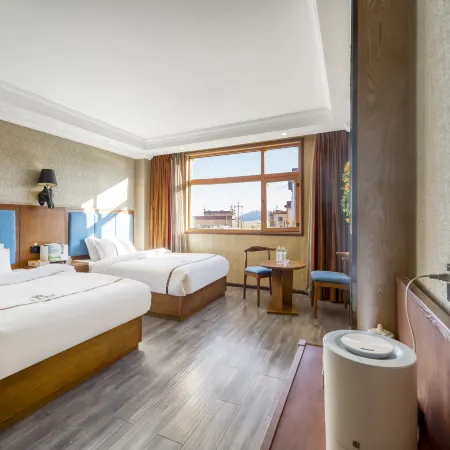 Litang Horse Racing Hotel