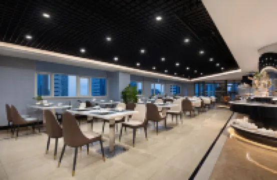 長沙世紀鉑郡酒店（五一廣場湘雅附二地鐵站店）