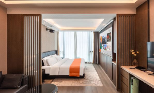 LE JU Executive Apartment (Zhengzhou Huayuan Road Grand Emporium Leiting)