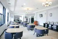 PIA Hotel Pangkalpinang Hôtels à : Taman Sari