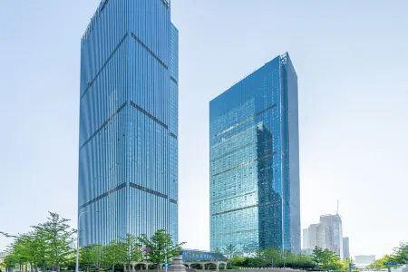 Yuehe Seaview Art Hotel (Dalian Donggang Venice Water City)