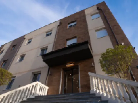 KAME HOTEL BEOGRAD Hotels in Surcin
