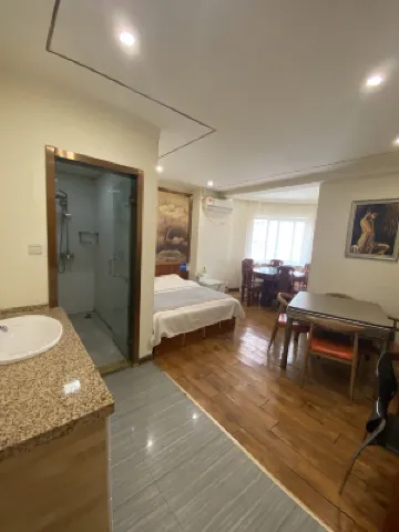 紫龍閣客棧（太原火車站五一廣場店）