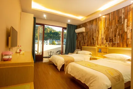 Tadpole guest house Отели рядом с достопримечательностью «Danzhuxiang»