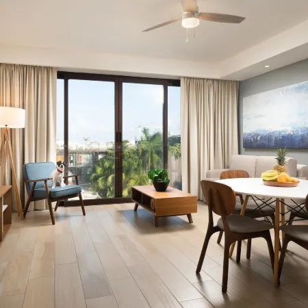 Tú Paraiso Privado- Lahun Suites Playa del Carmen Отели рядом с достопримечательностью «Пляжный клуб Kool»