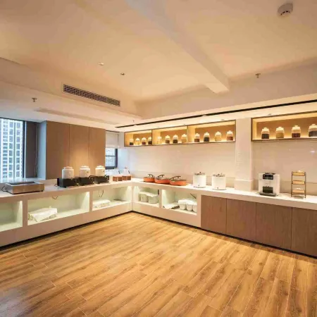 Echarm Hotel (Xiaogan Dongzhan Wuyue Guangchang)