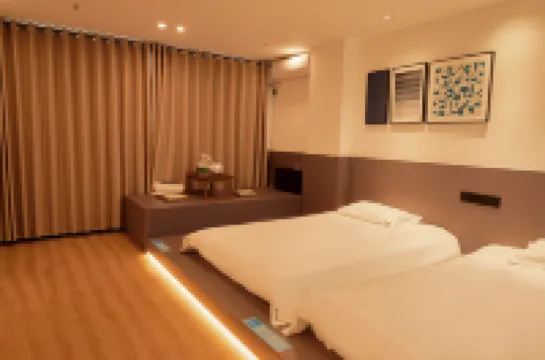 Yunshang Translation House