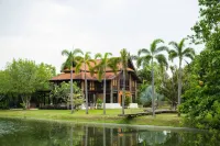 Luxury Thai Lanna house and Farm stay Chiangmai