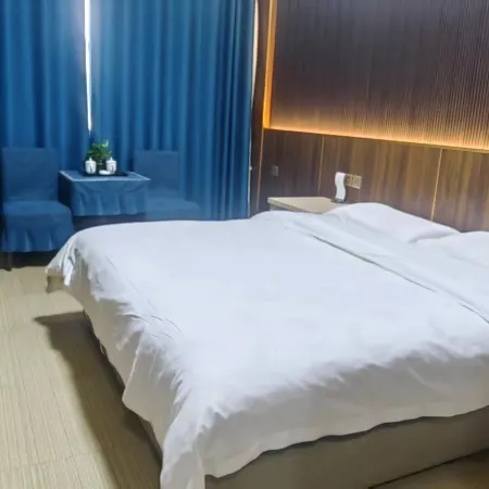 Wu Qiqi Yaoliyuan Hotel