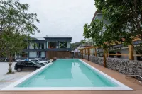 Ningguo Towards the Water Tourist Hotel