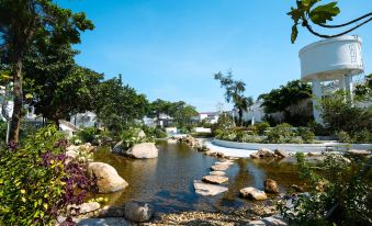 Listen to the sea shell holiday home (China's first beach shop)